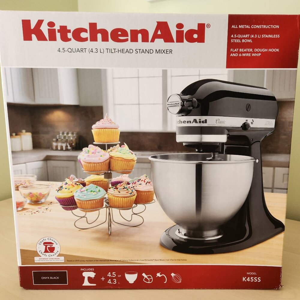 KitchenAid Classic™ Series 4.5 Quart Tilt-Head Stand Mixer-Onyx Black~BRAND NEW~